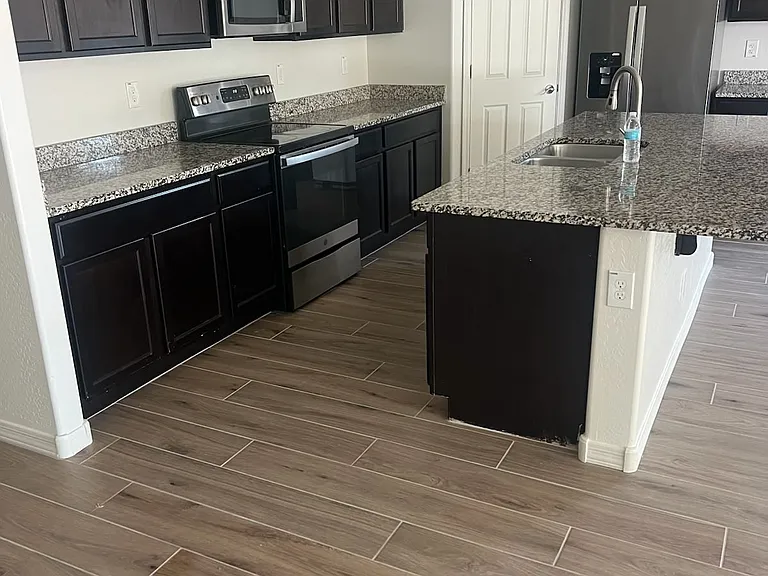 7224 S 33rd Ln — Photo 30