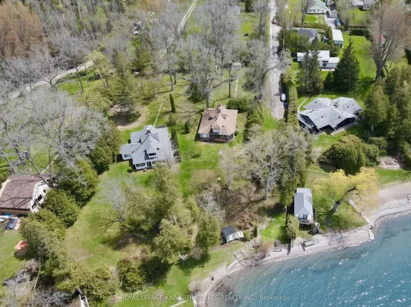 8 Sandy Cove Ln, Georgina, ON L0E 1E0