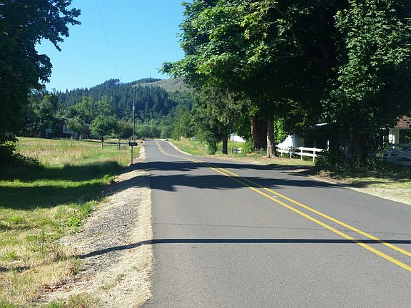4th image of 38272 Courtney Creek Dr