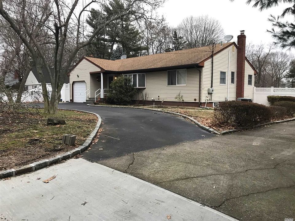 1st image of 135 Lake Ave