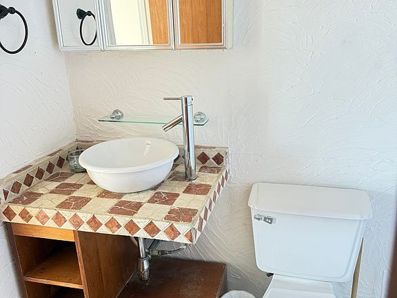5th image of 1477 Ashford Avenue Torre Del Mnr #1002