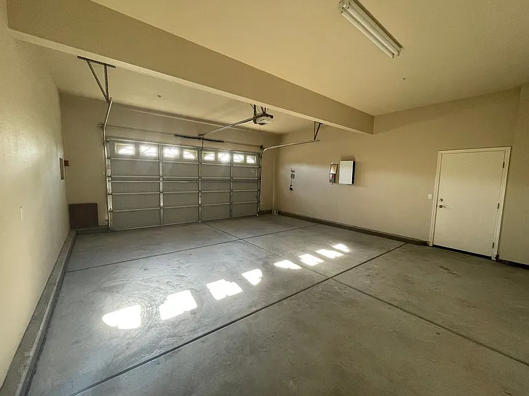 333 Wagon Wheel Dr — Photo 5