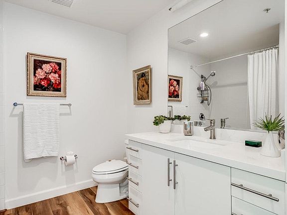 2nd image of 38 N Almaden Blvd Unit 620