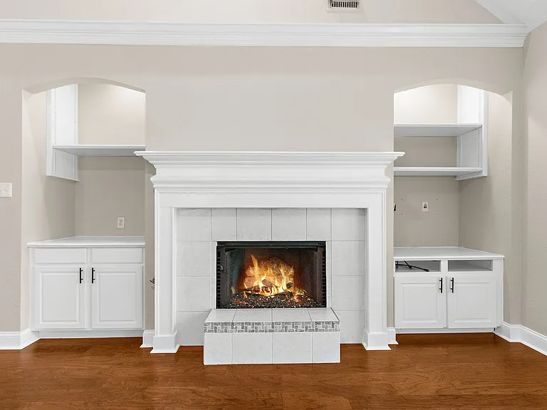 202 Stone Hollow Ct — Photo 13