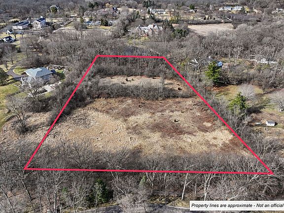 5th image of 599 N Plum Tree Rd