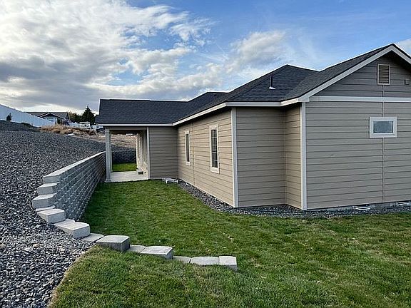 5th image of 1302 Heritage Hills Ln