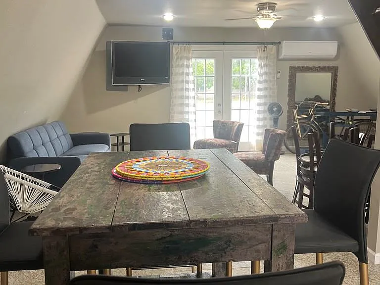 1551 Lakeside Blvd #7 — Photo 4