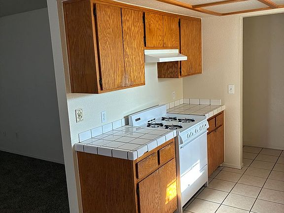 5th image of 690 Kimball Ln