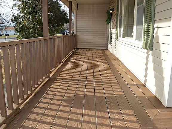 4th image of 65 Joyce Hts