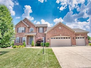 9274 Maxwells Xing, Centerville, OH 45458