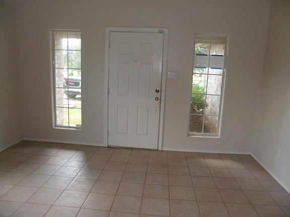 5th image of 18818 Reynolds Park Dr