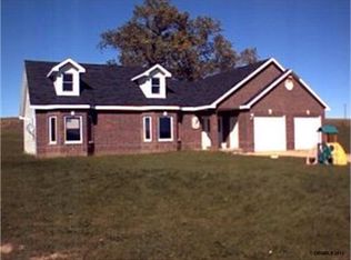 11313 Manderscheid Rd, Zwingle, IA 52079