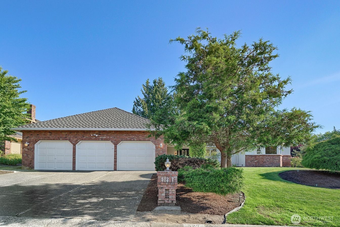 1st image of 527 SW 331ST Street