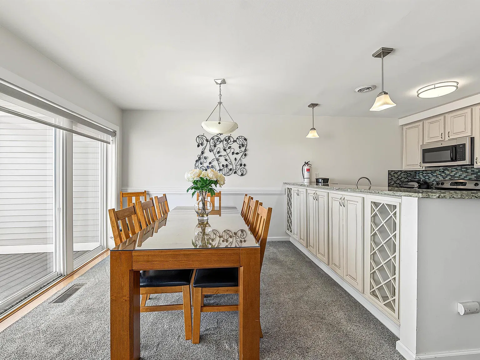 3 bed, 2.5 bath, $75,000 — Photo 4