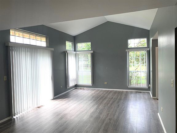 2nd image of 30W010 Juniper Ct