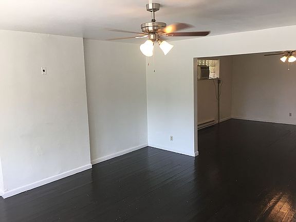 5th image of 1051 Gimblin St