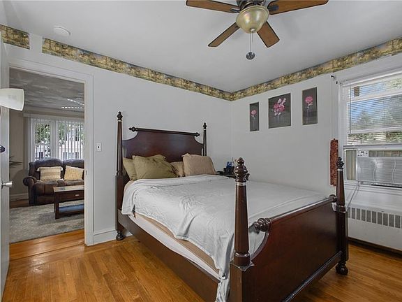 3rd image of 402 Webster Ave