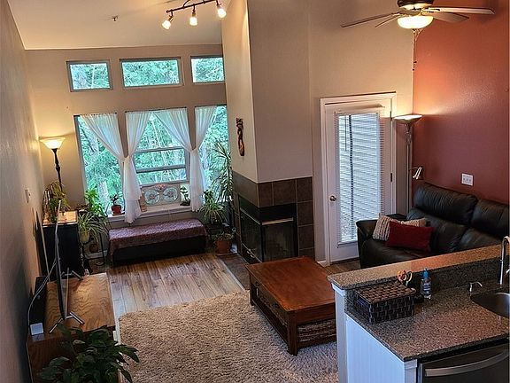 2nd image of 4719 NW Walgren Dr Unit 101