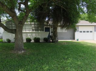 226 Mackeral St, Galveston, TX 77550