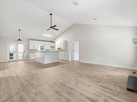 3rd image of 3556 Golden Rod Ct