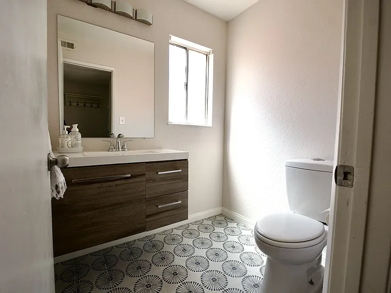 7176 Hillcroft Way — Photo 22