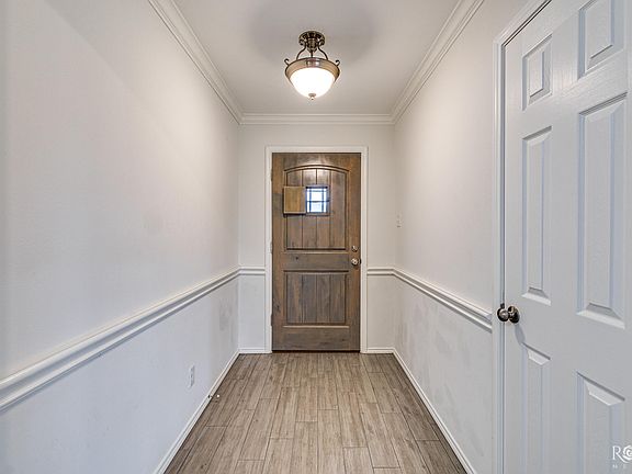4th image of 5053 Scarlett Oak Ln