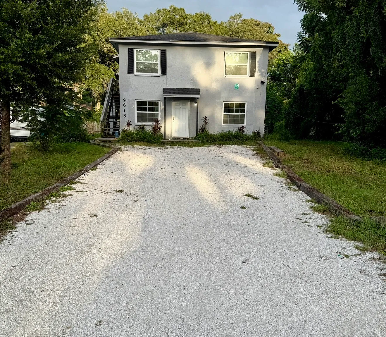 2 bed, 702 sqft, $1,750 — Photo 1