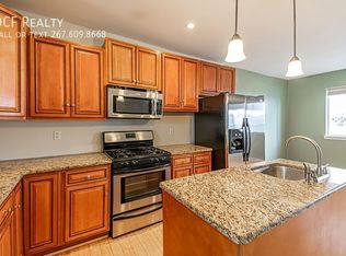 1004 S Chadwick St, Philadelphia, PA 19146