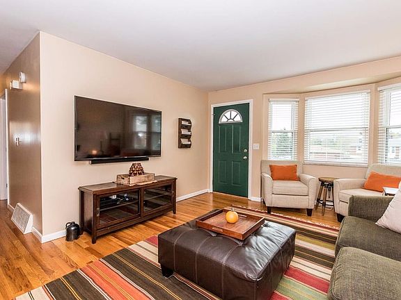 4th image of 5240 Erindale Dr