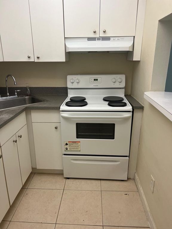 101 SE 6th Ave APT 4, photo 7