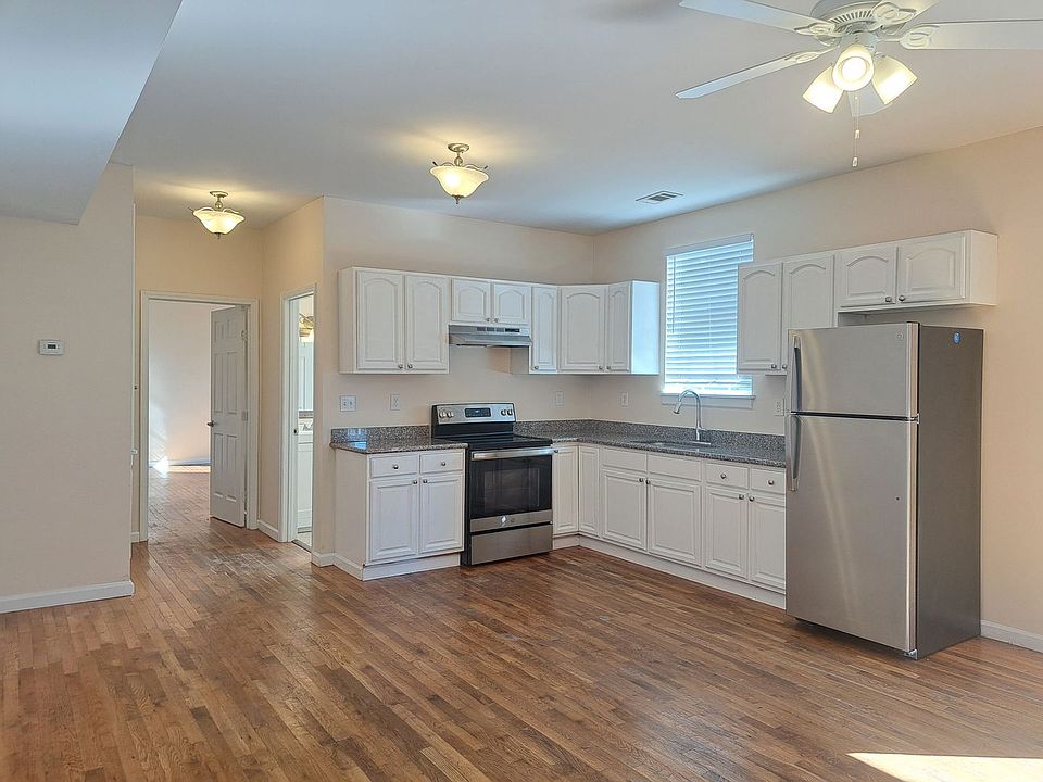 1st image of 2301-03 Gravier St #2301