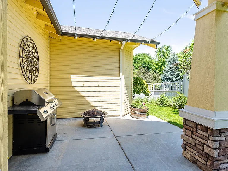 12749 N 9th Ave — Photo 24