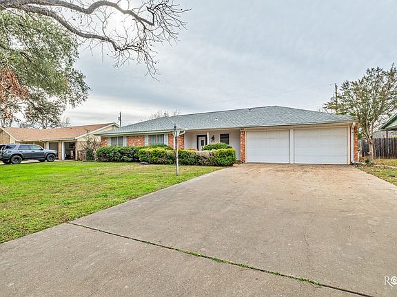 2nd image of 231 Glenna Dr