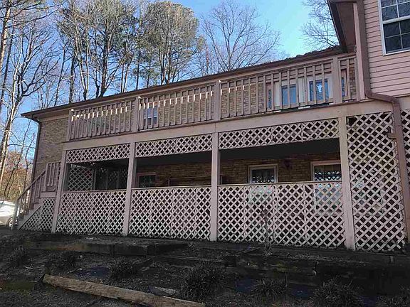 4th image of 395 Dogwood Pl NW