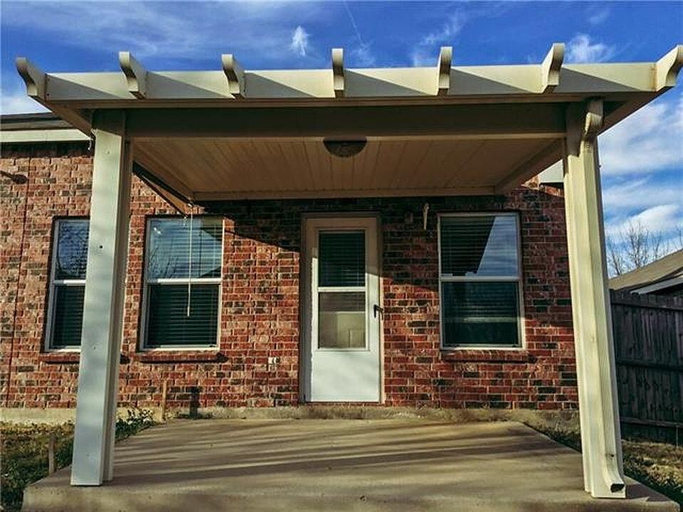 1st image of 6004 Goldenrod Dr