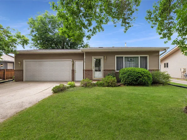 315 Opal Cir, Ames, IA 50010