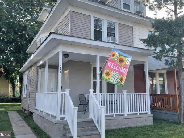 233 Park Ln, Hamilton, NJ 08609