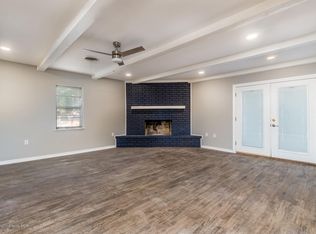 1006 8th St, Canyon, TX 79015