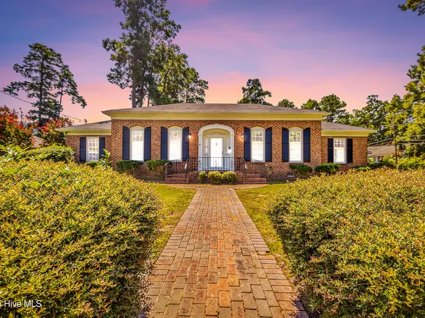 202 E 19th Street, Lumberton, NC 28358
