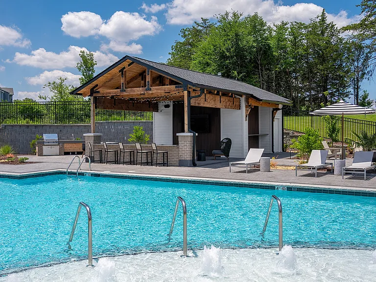 Echelon at Charlotte Resort-Style Pool