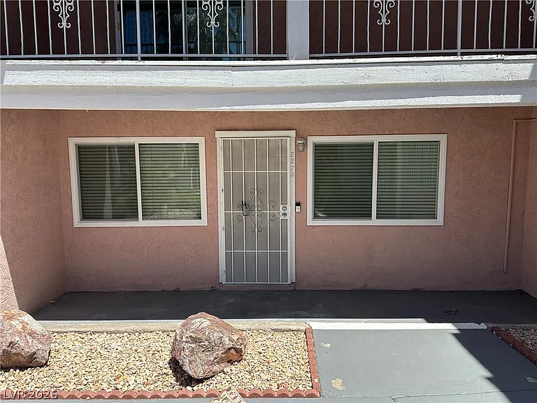 2274 E Desert Inn Rd #0 — Photo 6