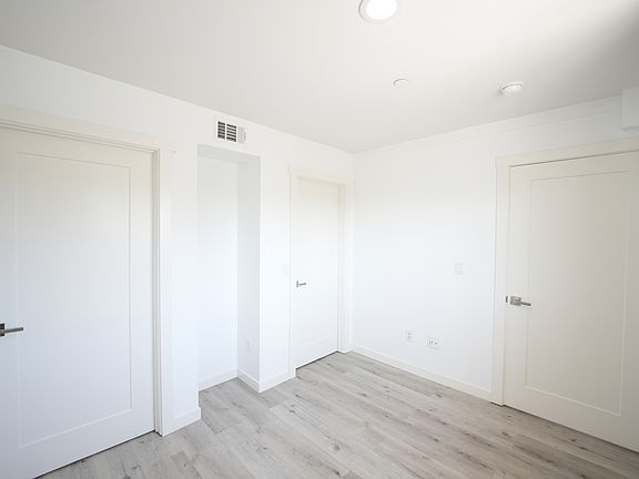 1st Floor Guest Suite