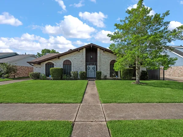 8834 Sandstone St, Houston, TX 77036