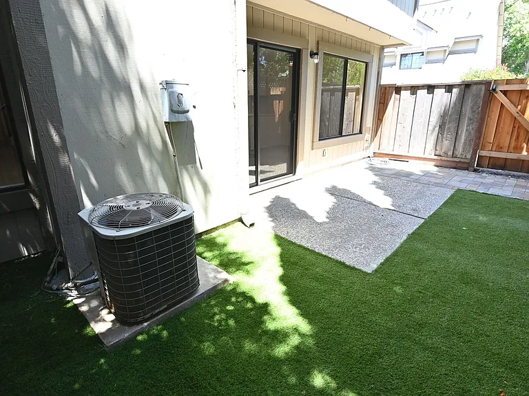 347 W Rincon Ave #E — Photo 30