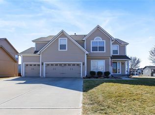 10024 N Donnelly Ave, Kansas City, MO 64157