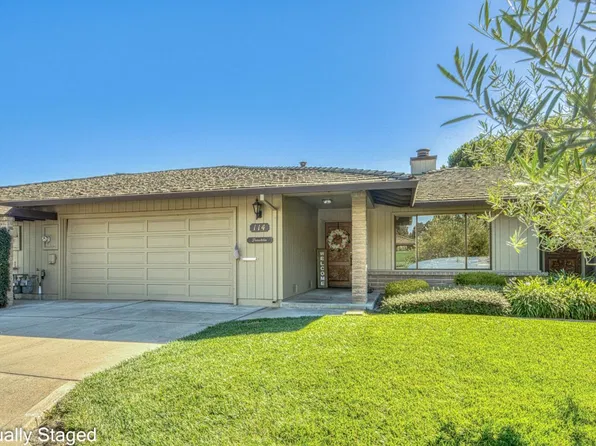 330 Woodside Dr Unit 114, Salinas, CA 93901