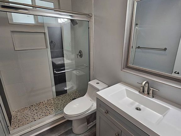 4th image of 11939 Kiowa Ave APT 1