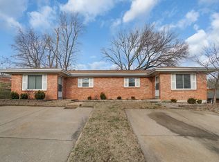 817 Tilbury Dr #817, Saint Charles, MO 63301
