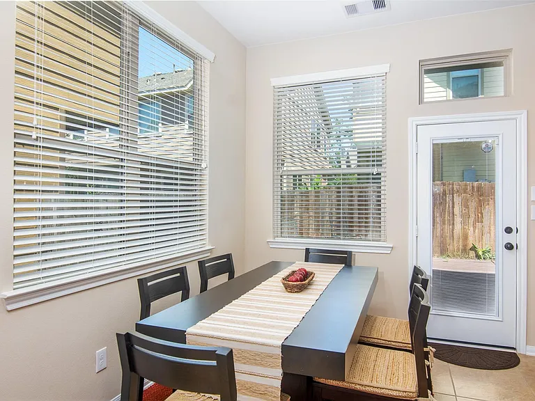 11 Cheswood Manor Ct — Photo 12