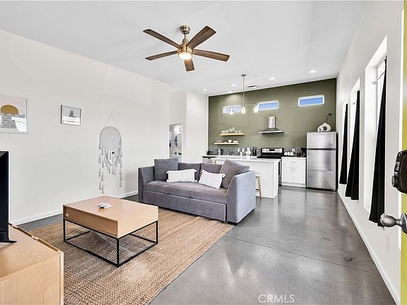 2nd image of 7276 Encina Rd